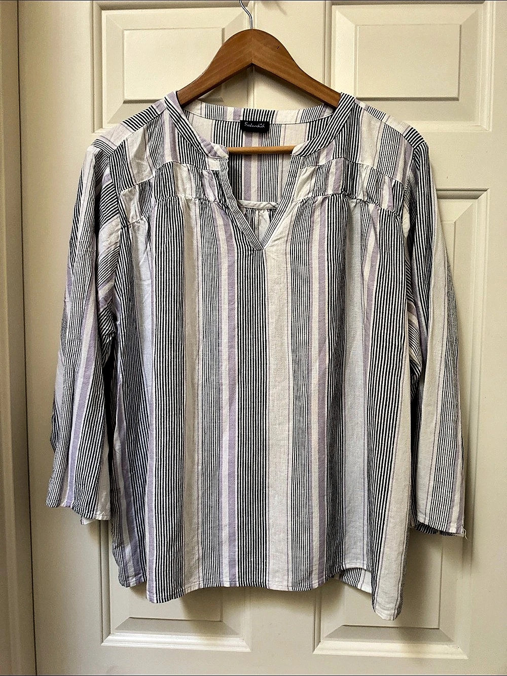 Splendid Striped Tunic in White & Gray Size XXL